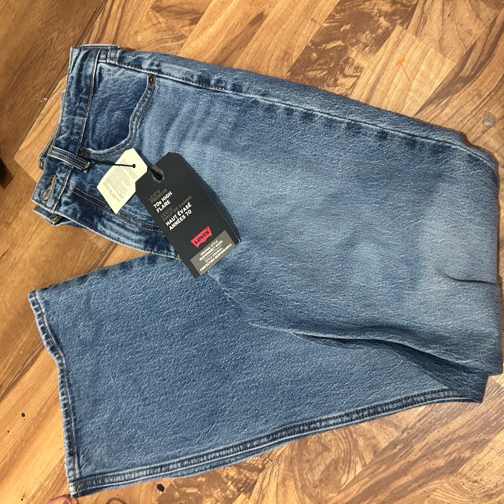 Levi jeans